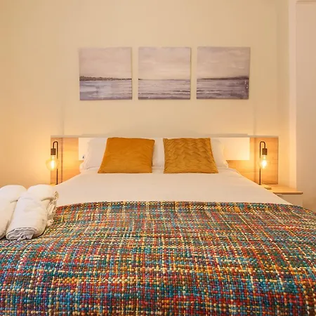 Vivienda Turistica En El Centro Reformada Con Wifi Apartamento