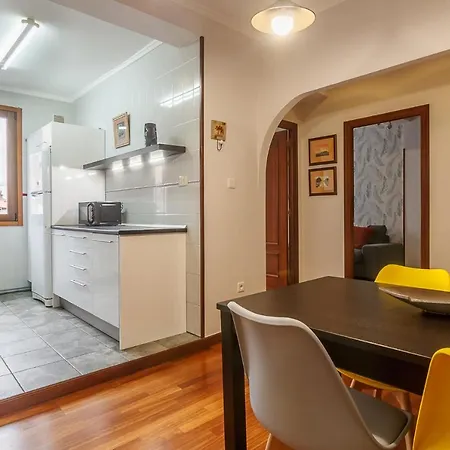 Vivienda Turistica En El Centro Reformada Con Wifi Appartamento Bilbao
