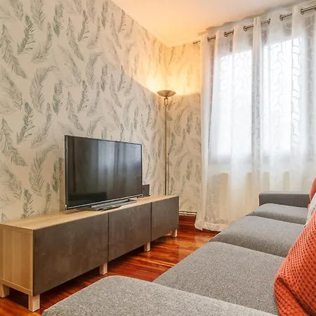 Vivienda Turistica En El Centro Reformada Con Wifi 아파트 *