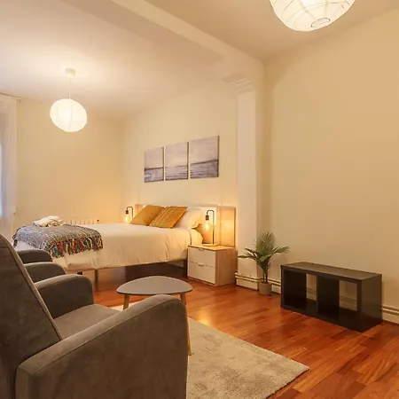 Vivienda Turistica En El Centro Reformada Con Wifi 빌바오